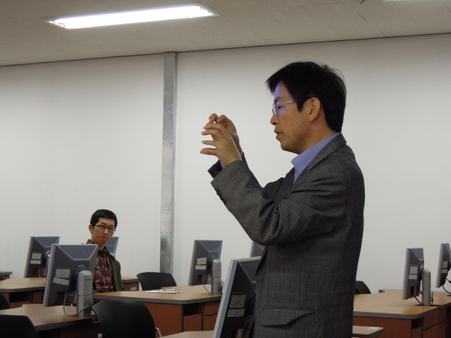 2012년 05월 12일 5월 정기세미나 크기변환_DSCN1406.JPG