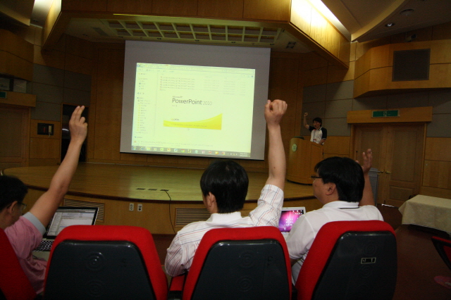 제 3회 아이폰 개발자 포럼 2011.07.02 IMG_9658.JPG